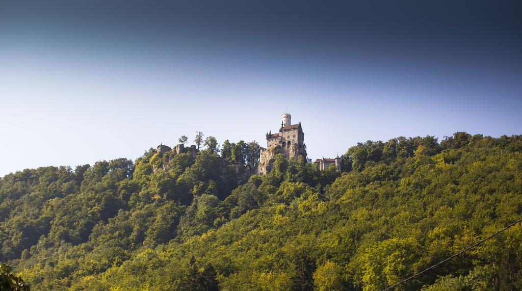 Forellenhof Roessle Hotel & Restaurant Lichtenstein  外观 照片
