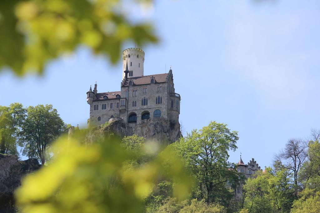 Forellenhof Roessle Hotel & Restaurant Lichtenstein  外观 照片