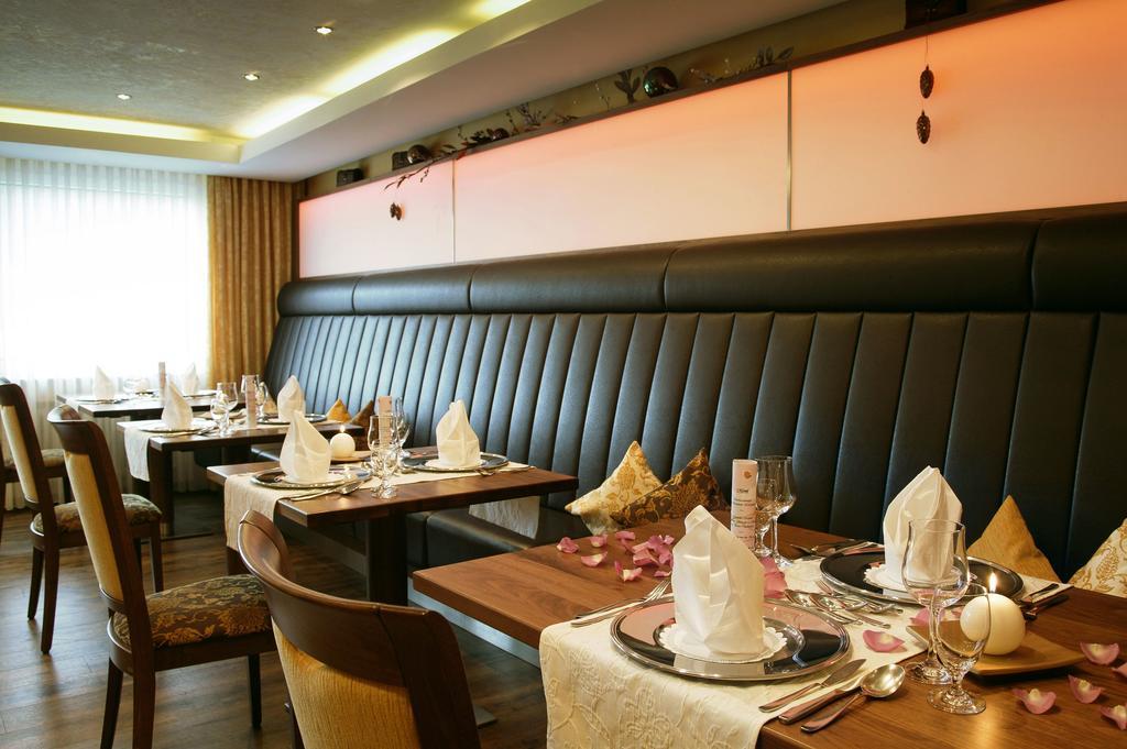 Forellenhof Roessle Hotel & Restaurant Lichtenstein  外观 照片